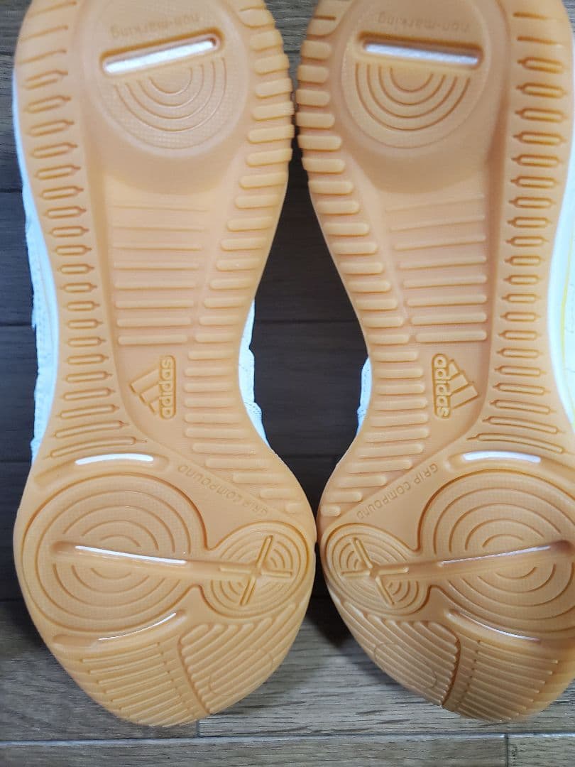 adidas TopSala 11 フットボールシューズ