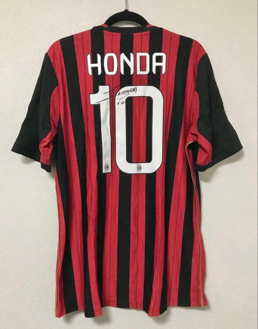 新品 ACミラン10番 本田圭佑選手直筆サイン入りユニフォーム