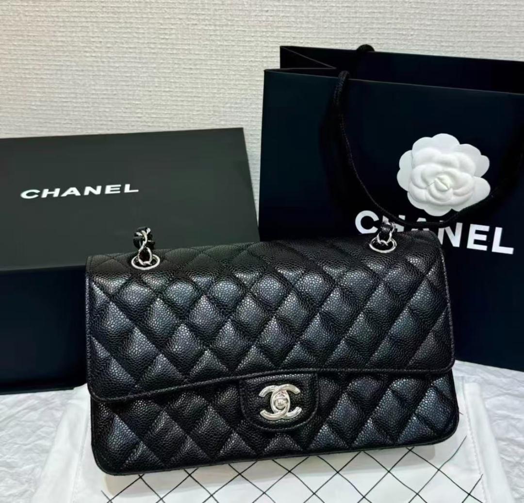 美品✨ 希少 ✨ ブラック ✨キルティング ショルダーバッグ