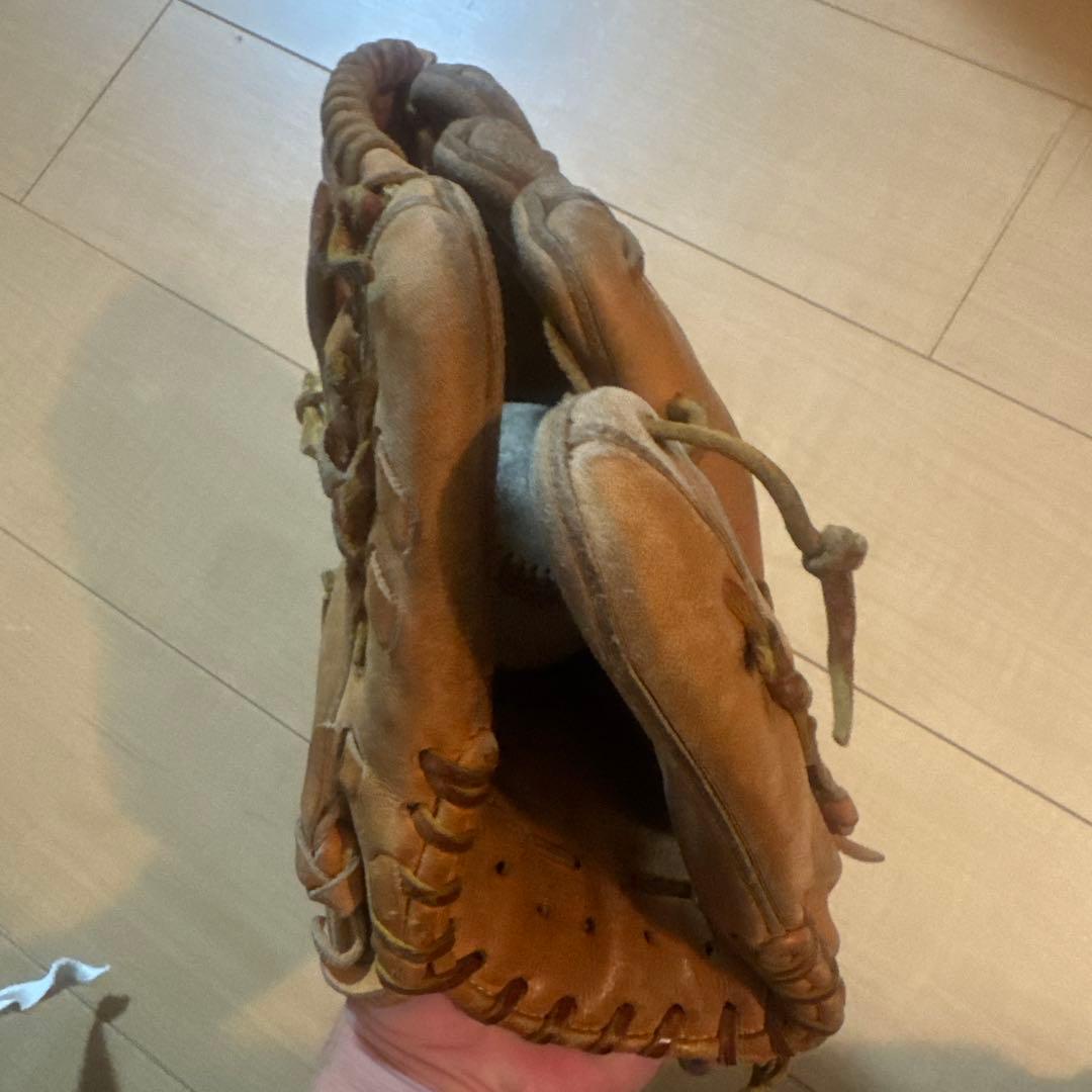 ドナイヤブラウン 軟式グローブ