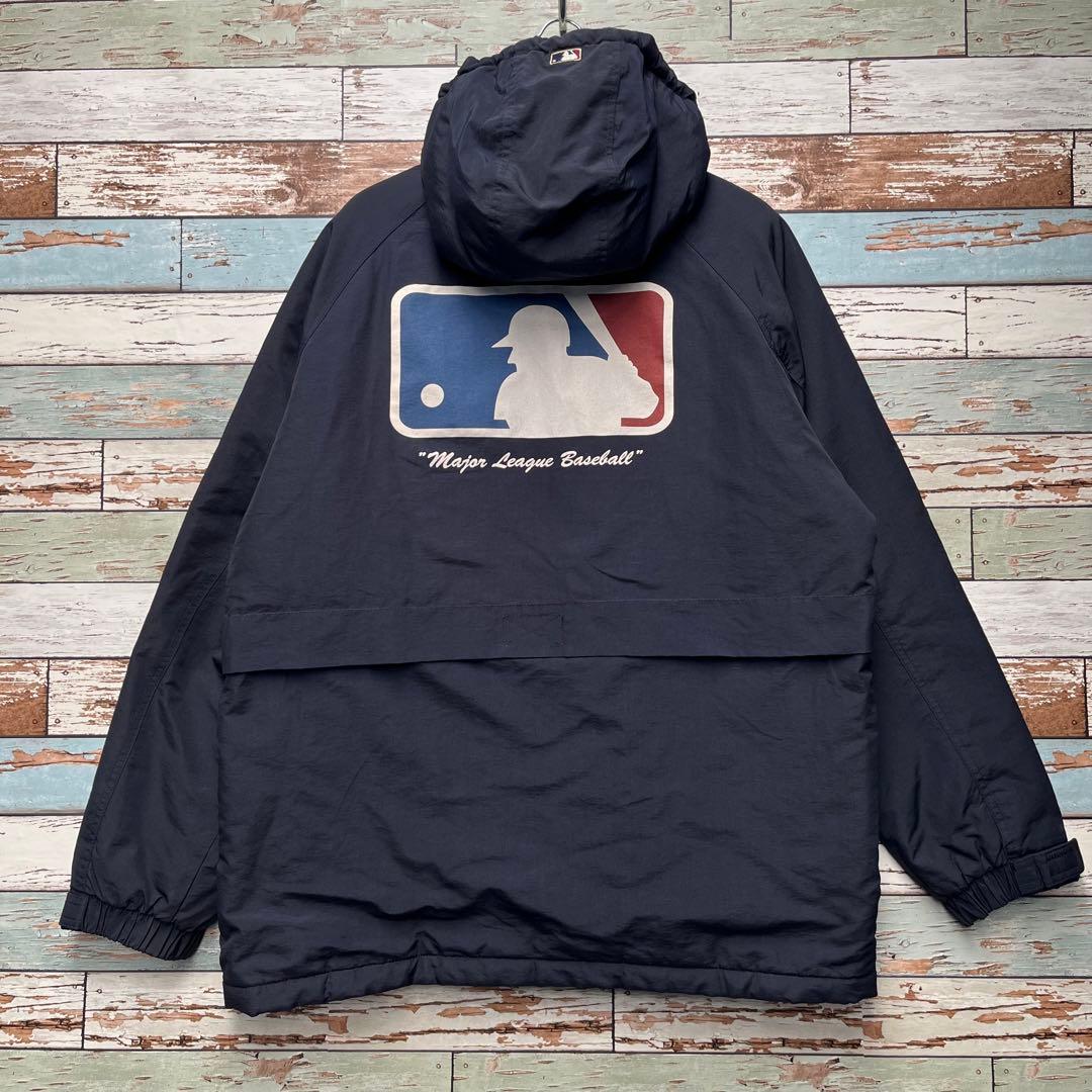 ★MLB★ニューヨーク ヤンキース ビッグロゴナイロンジャケット