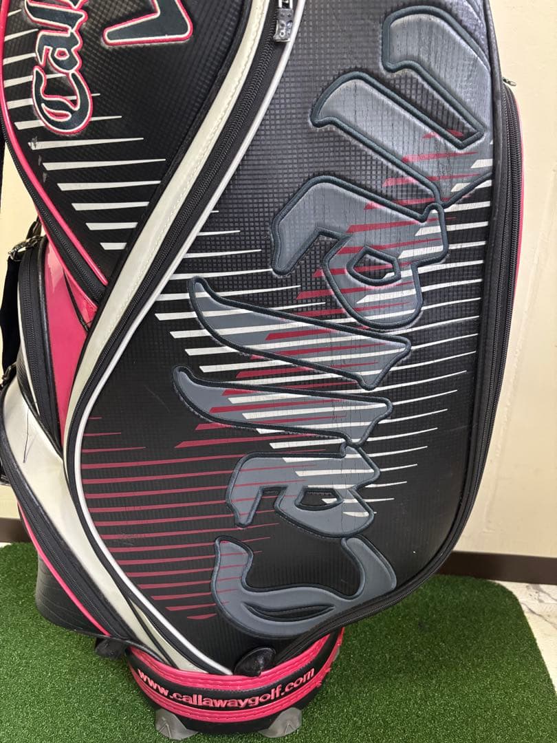Callaway（キャロウェイ） キャディバッグ　黒×ピンク×シルバー