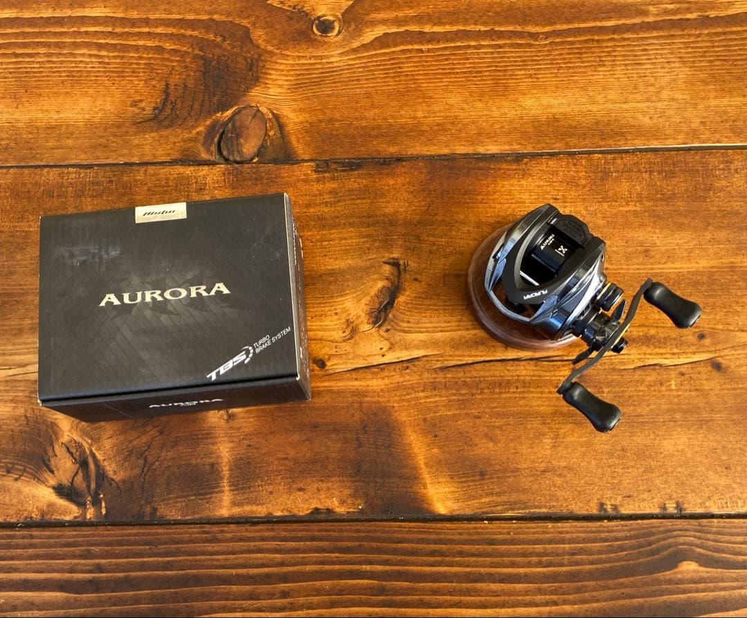 AURORA AIR ベイトフィネスリール　ベイトリール　渓流釣り　軽量　28φ