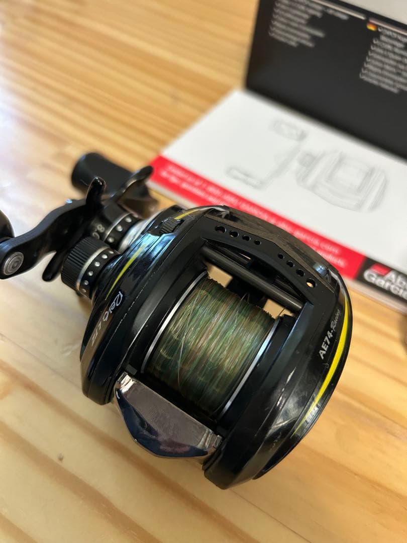 Abu Garcia REVO LTZ AE74-Racing ベイトリール