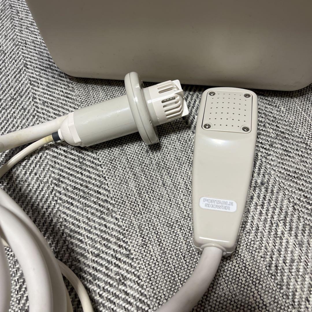 ポータブルシャワー　便利　キャンプ　電池　ポンプ