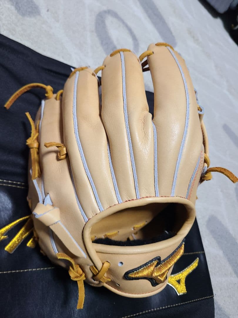 ド*2様 ミズノ　プロクラシック　1AJGH30033　硬式グローブ 内野手用