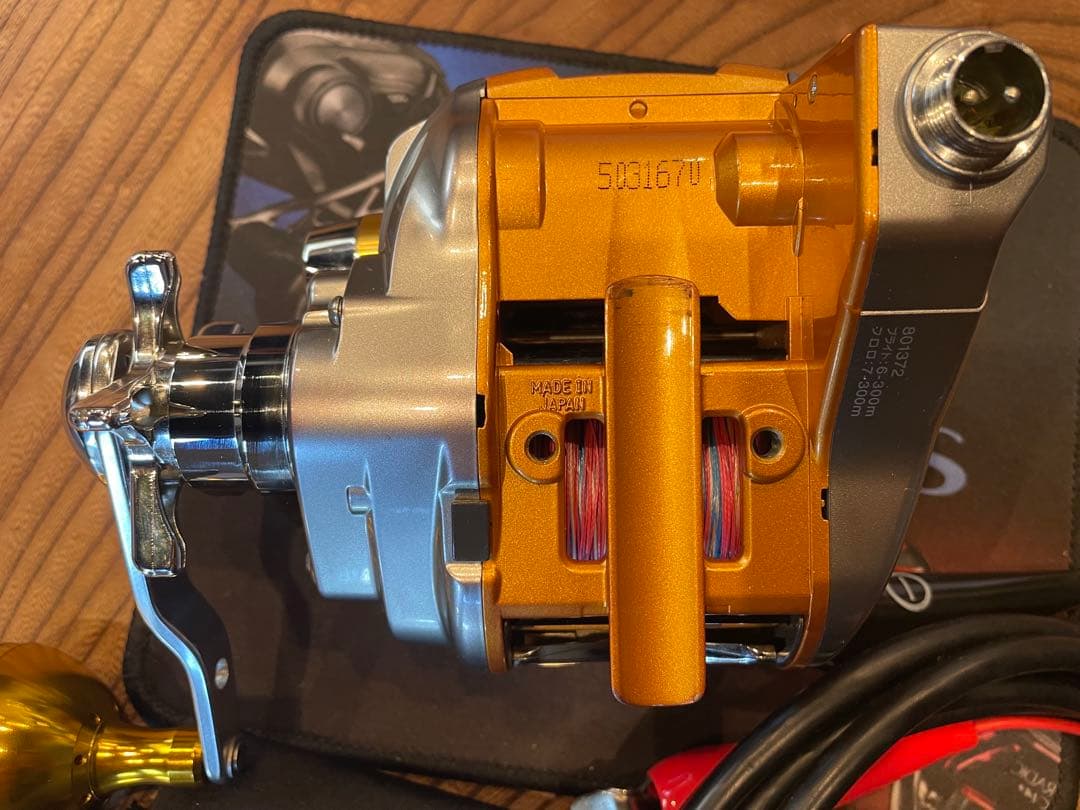 Daiwa MERITAN SERBORG 300MT 電動リール