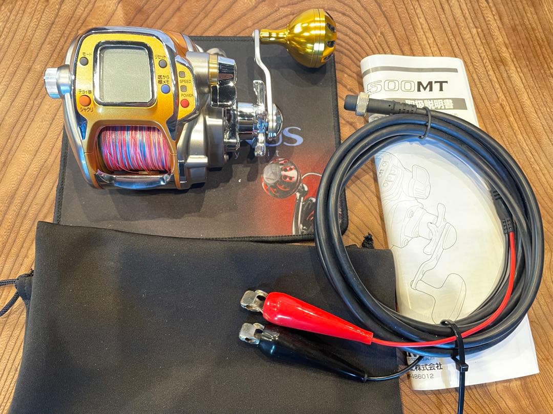 Daiwa MERITAN SERBORG 300MT 電動リール