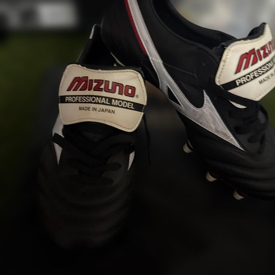 Mizuno 黒モレリア 27cm 非売品