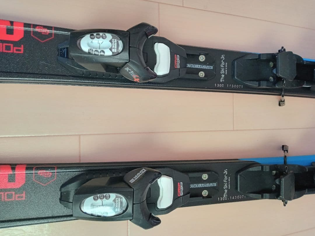 130cm ROCKER GS-9 子供用スキー、ジュニアSサイズ手袋のセット