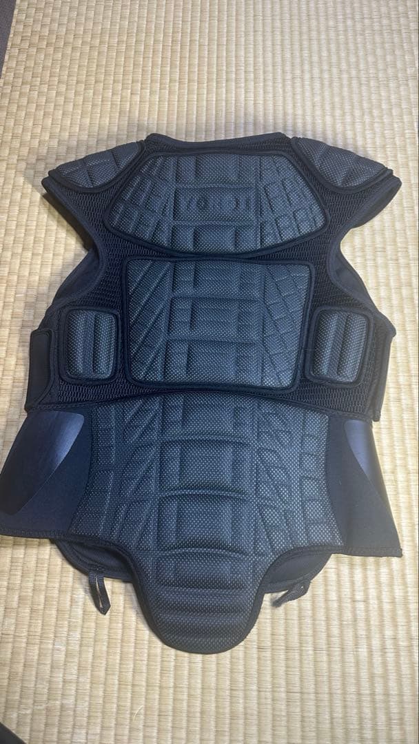 最高峰の守り！鎧武者 YOROI ボディプロテクター ベスト ヘタリなし ケース