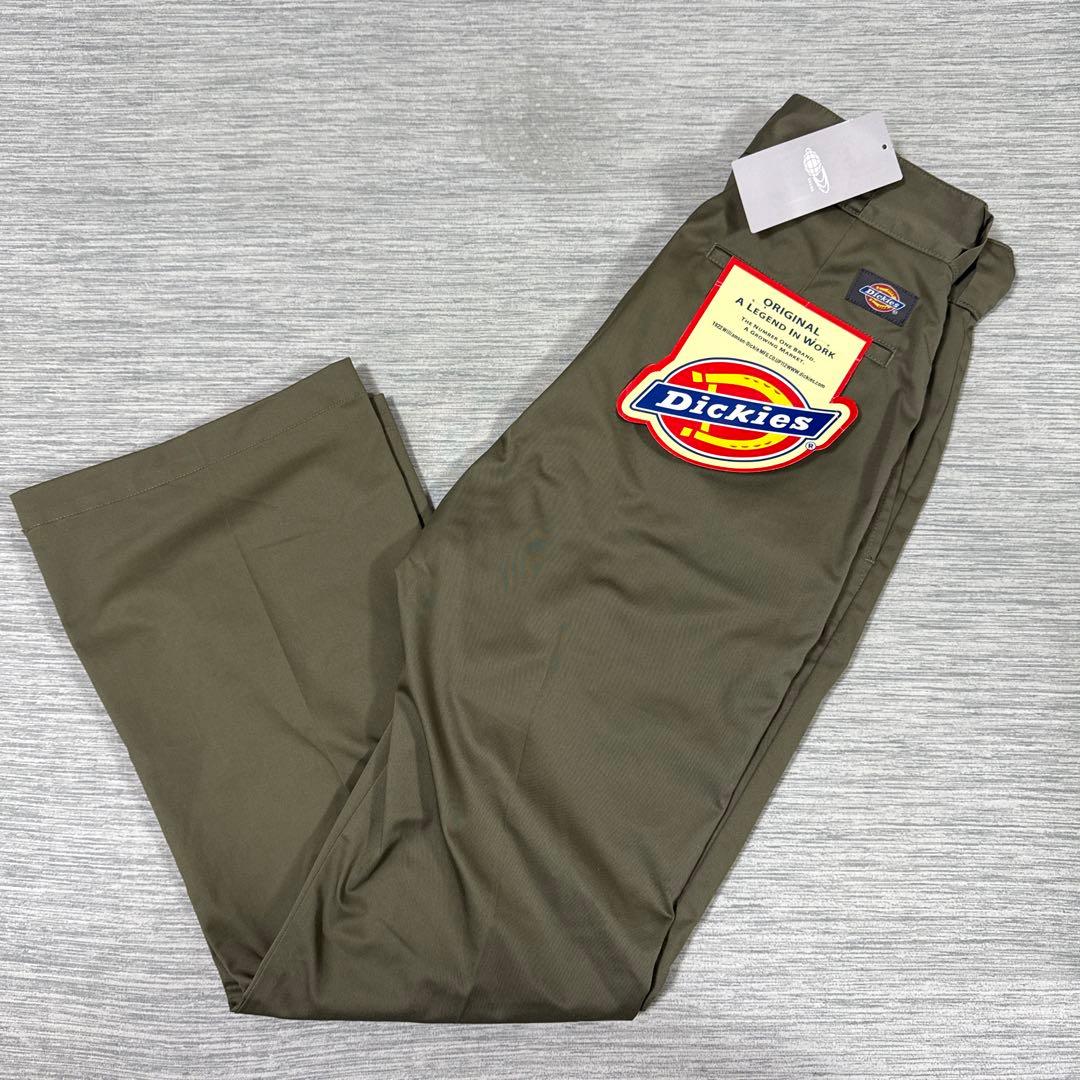 新品タグ付き未使用　BEAMS GOLF ×Dickiesメンズ　ゴルフパンツ
