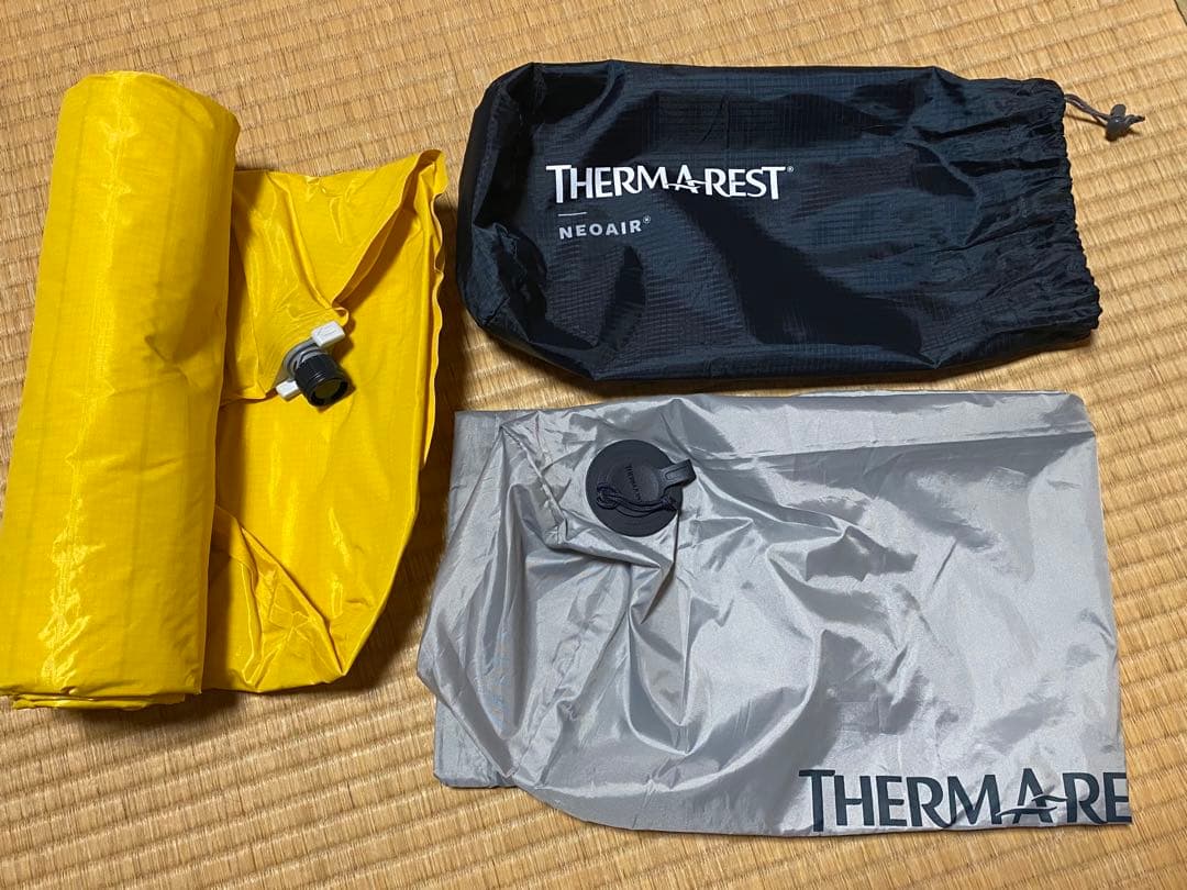 美品 ThermaRest ネオエアーXライト NXT RWレギュラーワイド