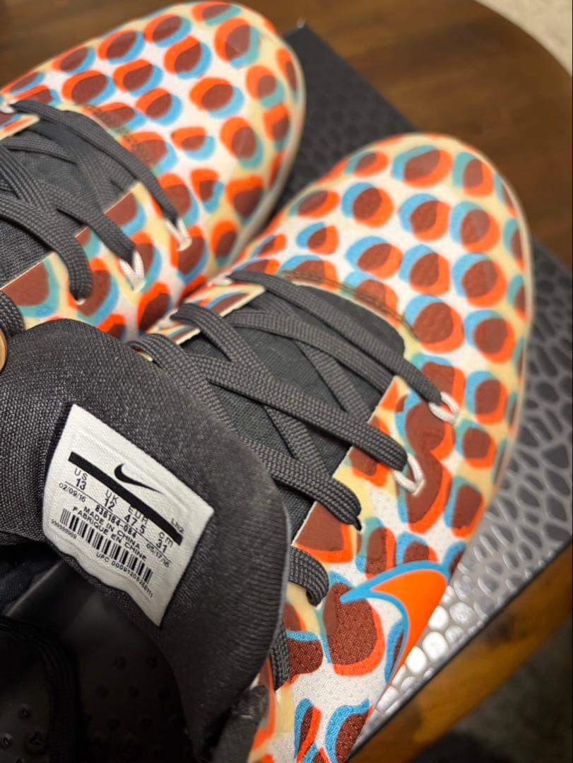 Kobe 8 System シューズ オレンジ/ブルー