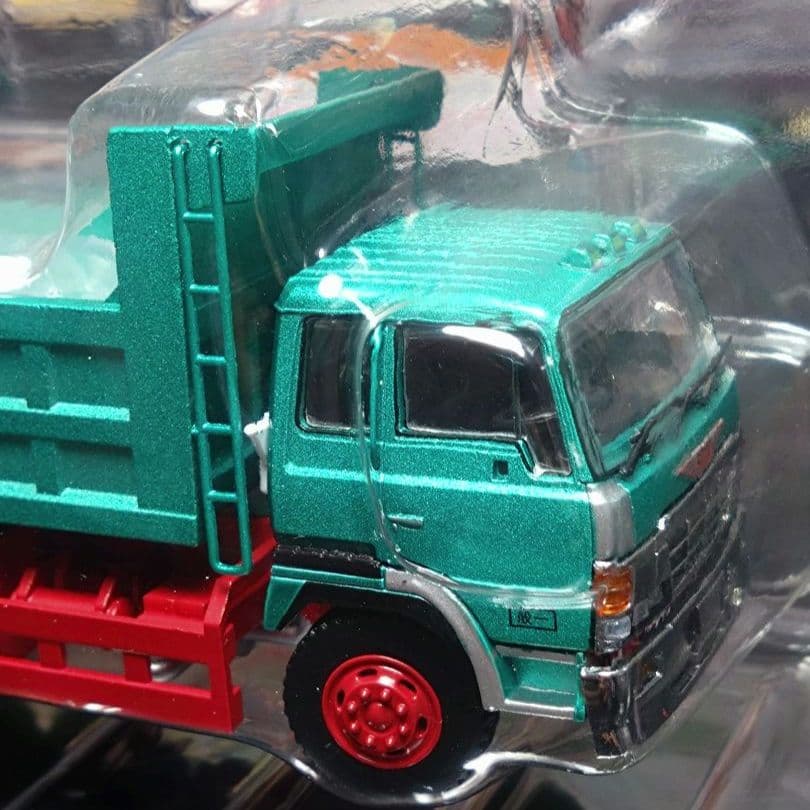 DBGT 1/64 日野 スーパードルフィン ダンプ トラック (グリーン)
