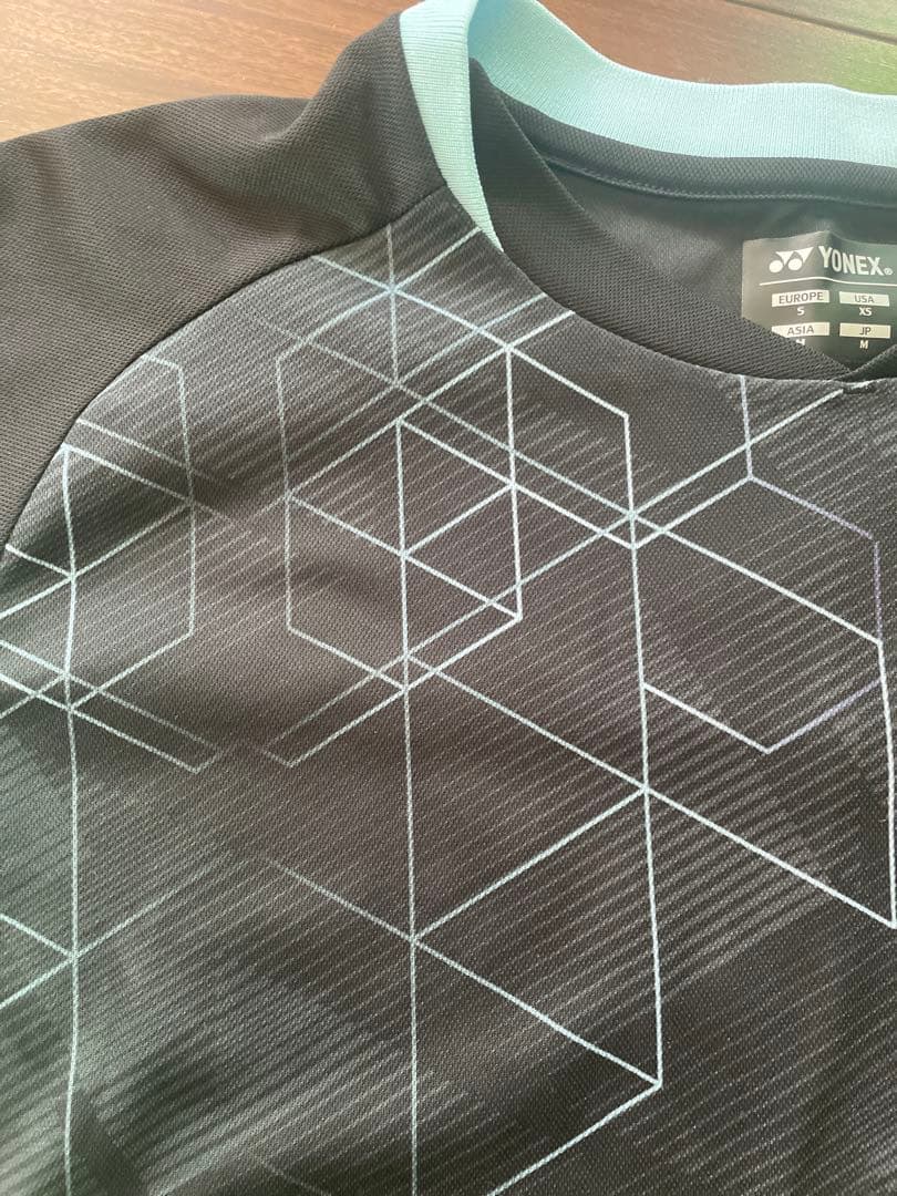 YONEX バドミントン ユニゲームシャツ　Mサイズ　ブラック