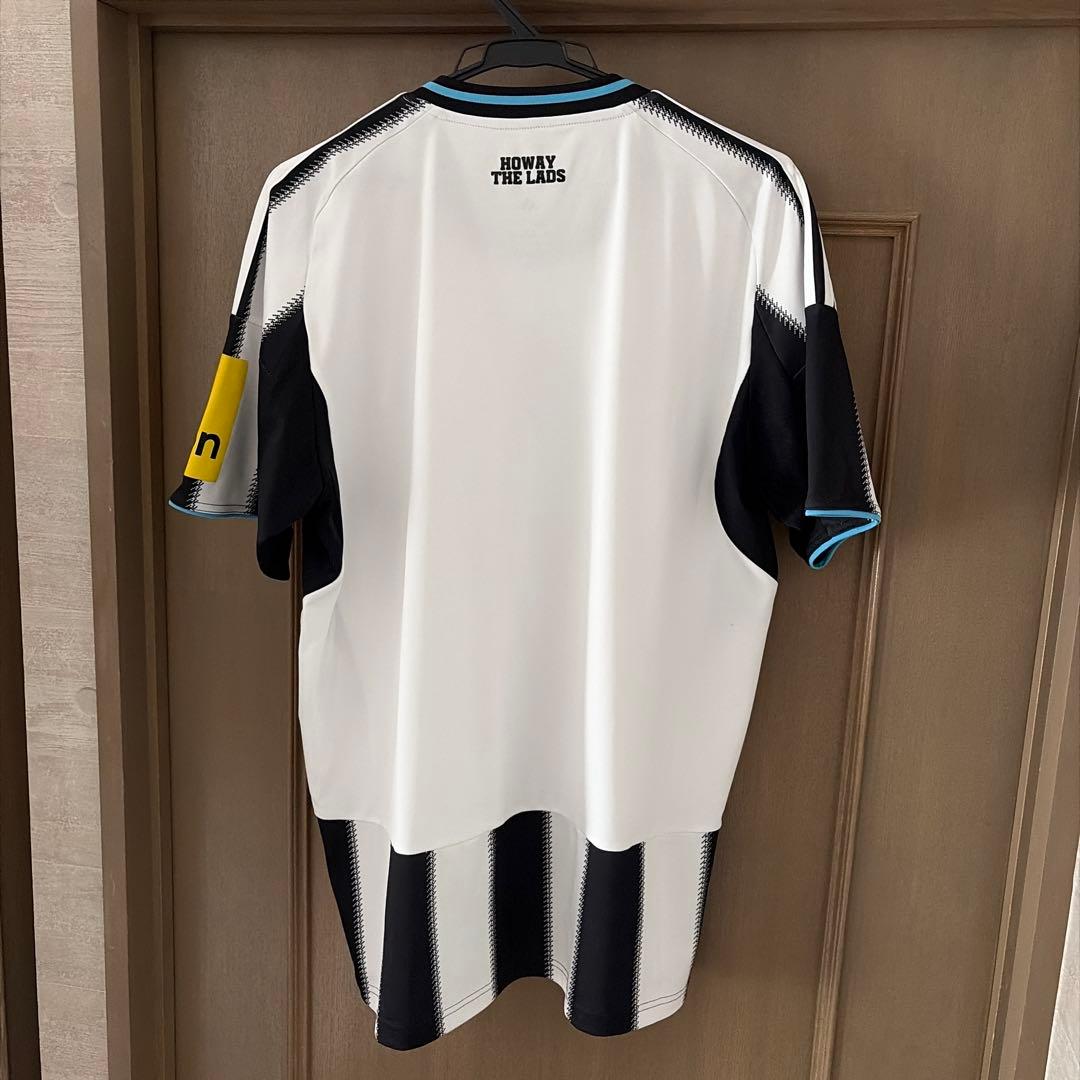 【値下げ可能】ニューカッスル 25/26ユニフォーム 背ネームなし XL