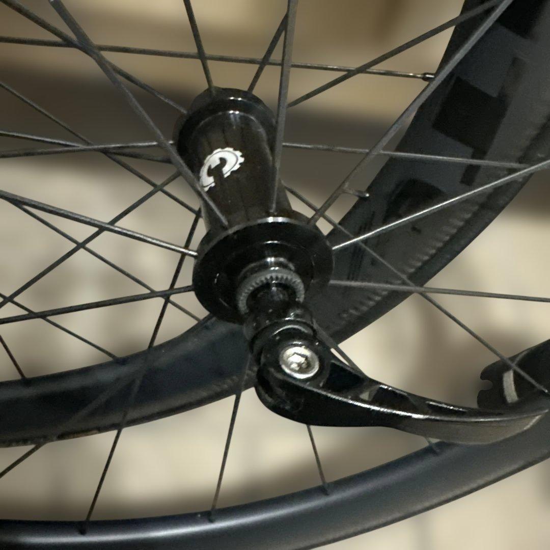 Elite Wheels カーボンホイール