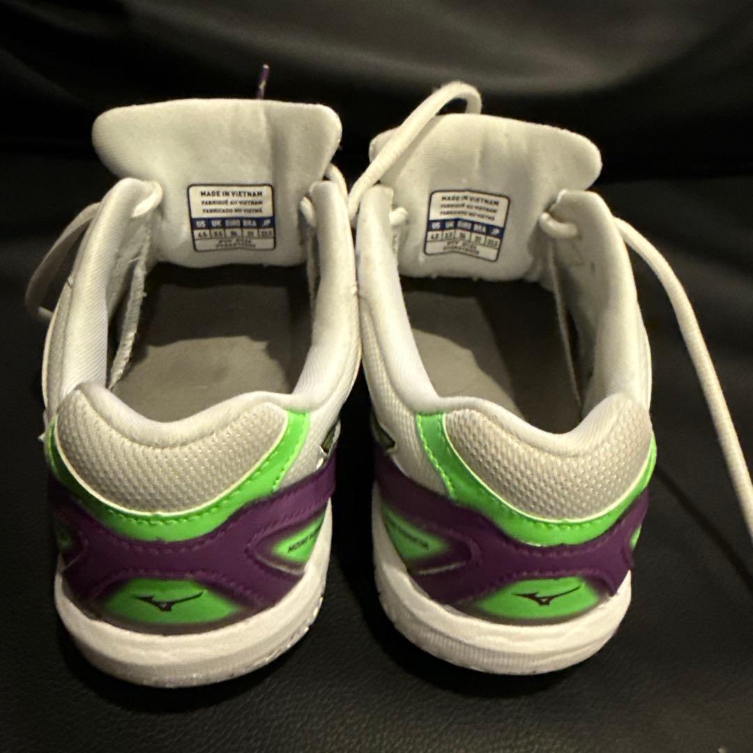 Mizuno バドミントンシューズ ウエーブファング PRO