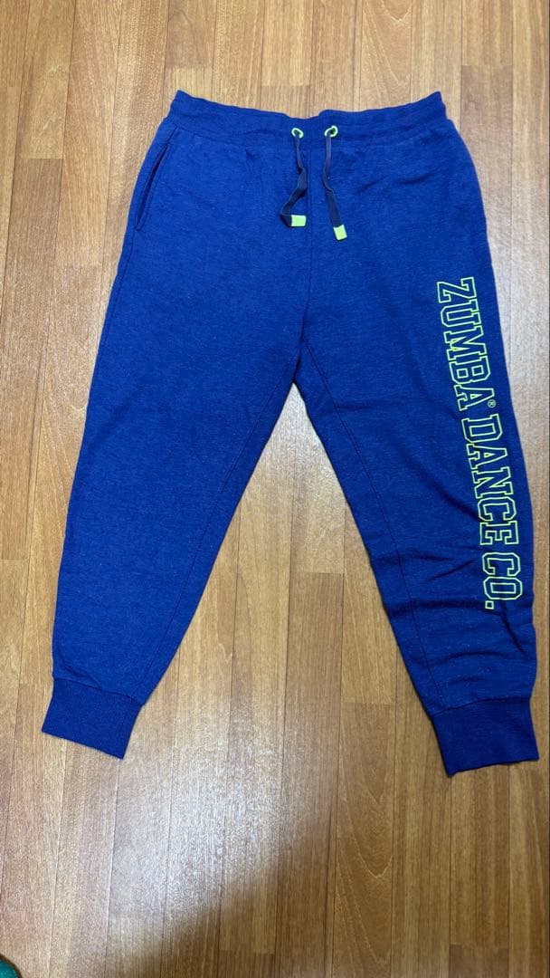 正規品❗️ZUMBA❗️パーカーL＆スエットL ❗️セット❗️