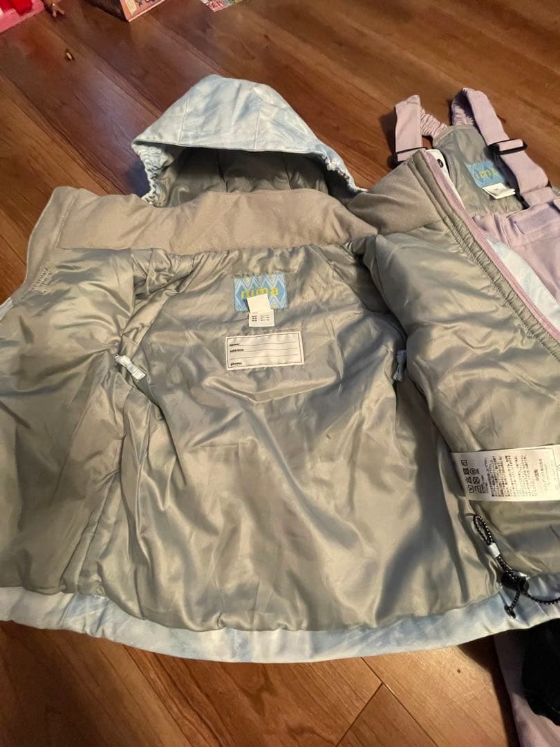 子供用スキーウェアとグローブのセット 水色　サイズ90 ほぼ新品