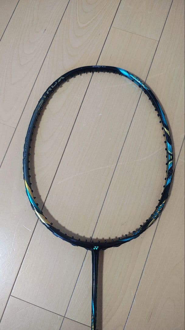YONEX バドミントンラケットアストロクス88sproの専門店会限定カラー