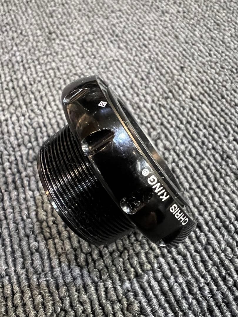 Chris King クリスキング ThreadFit 30 ボトムブラケット
