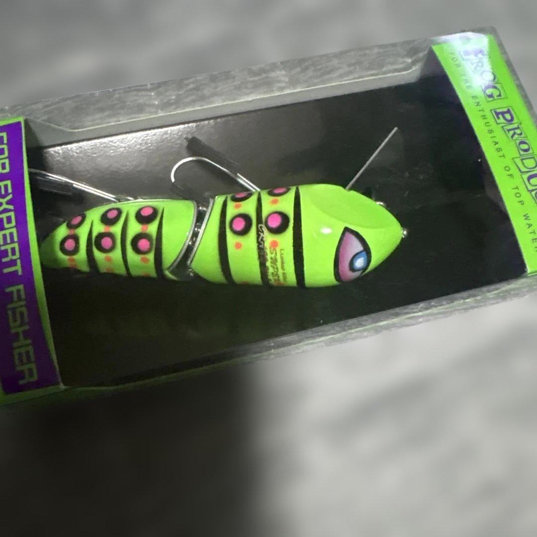 フロッグプロダクツ　スーパークレイジーウォブラー　派手虫　マッドラッド