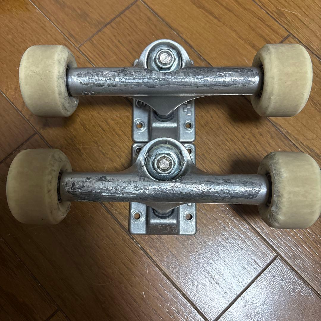 スケボー　ACE AF1 33 足回りセット