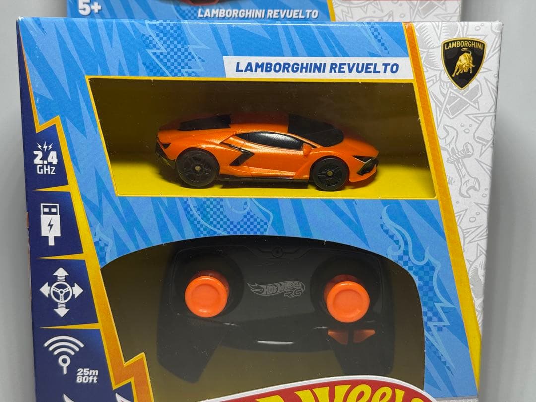 ホットウィール RC LAMBORGHINI REVUELTO