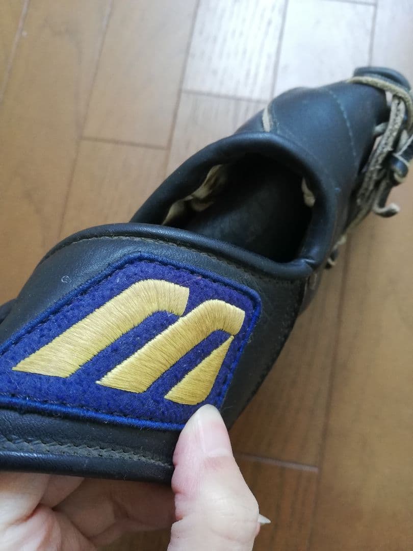 値下げMizuno Lite Flex 硬式グローブ2個セット ボール5個付き