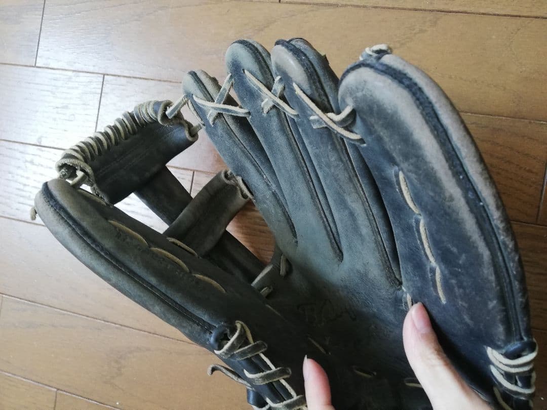 値下げMizuno Lite Flex 硬式グローブ2個セット ボール5個付き