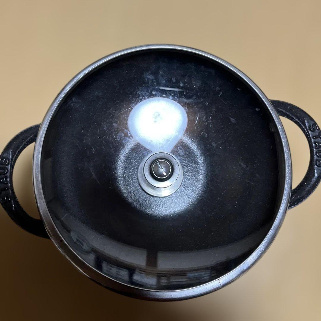 Staub baby ウオック