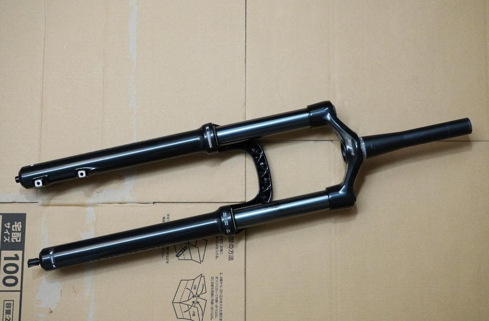 ROCKSHOX 35 SILVER R 160mmトラベル 27.5インチ