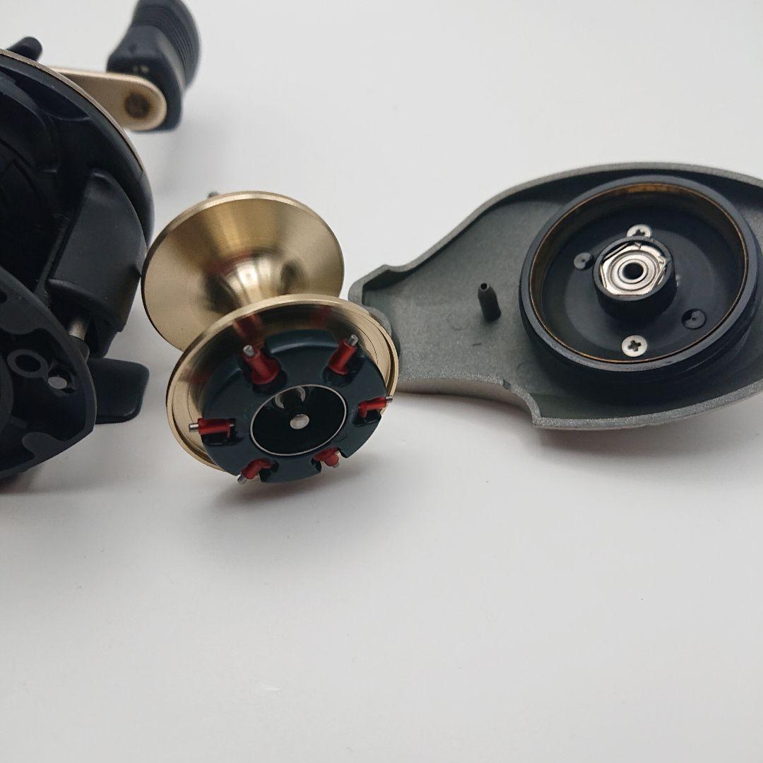 Shimano Bantam Castatic CA-200 ベイトリール