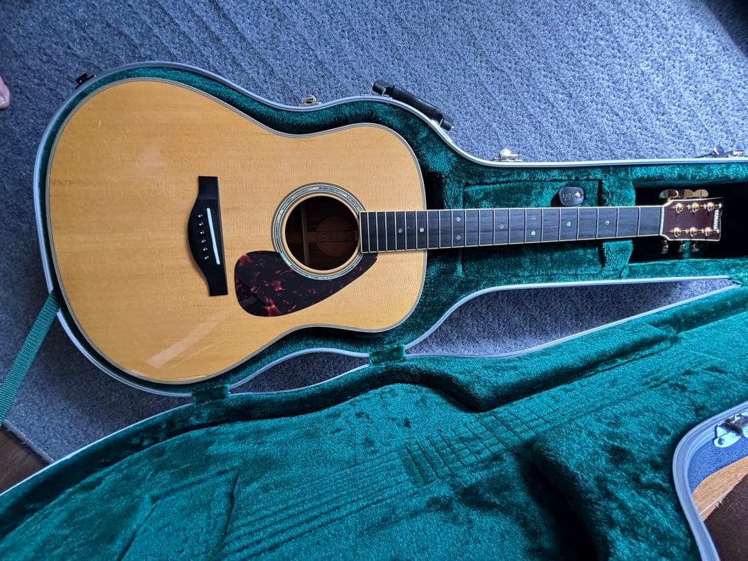 yamaha LL16 A.R.E 社外ハードケース付属