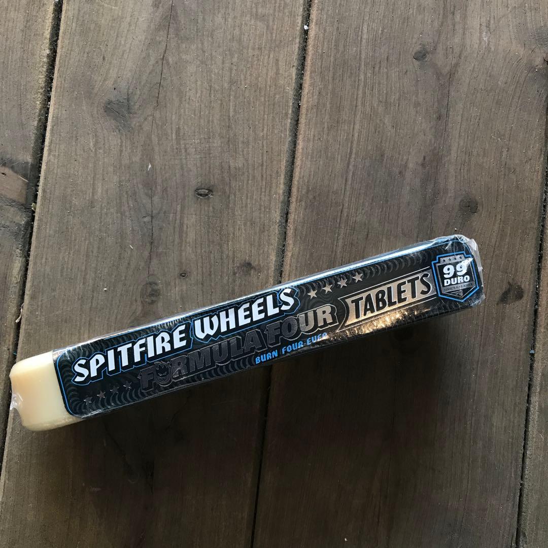 SPITFIRE FORMULA FOUR 55mm99a 定価¥9,130