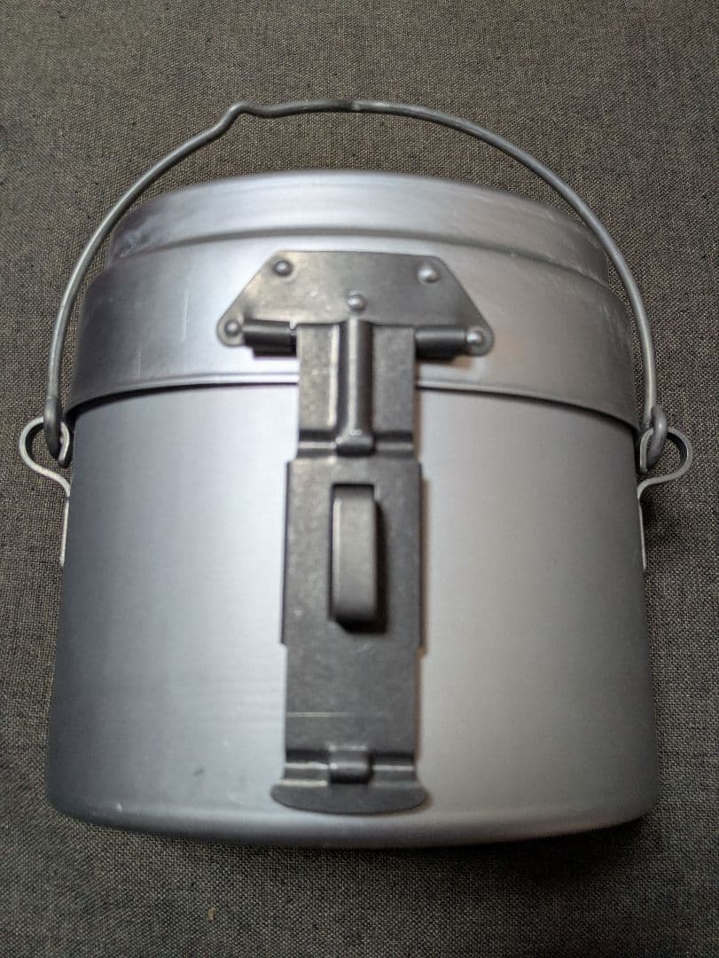 スウェーデン軍　飯盒　デッドストック