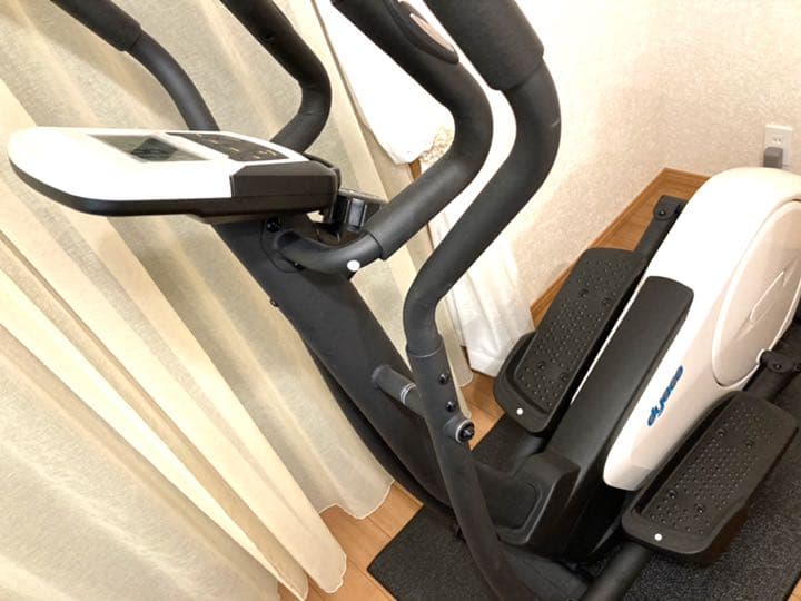 トレーニングマシーン