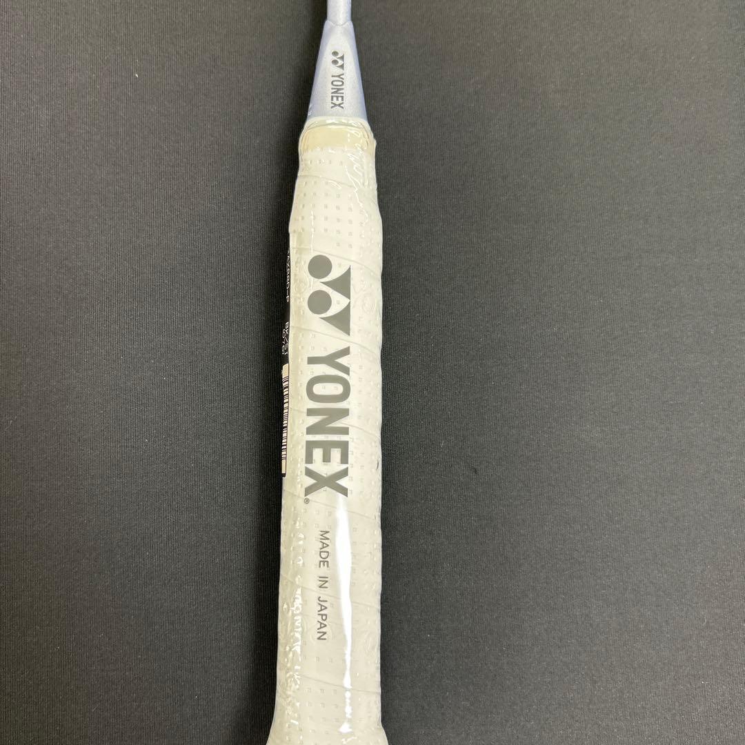 4ug6 アストロクス88Dプロ　新品未使用　ヨネックス　バドミントンラケット