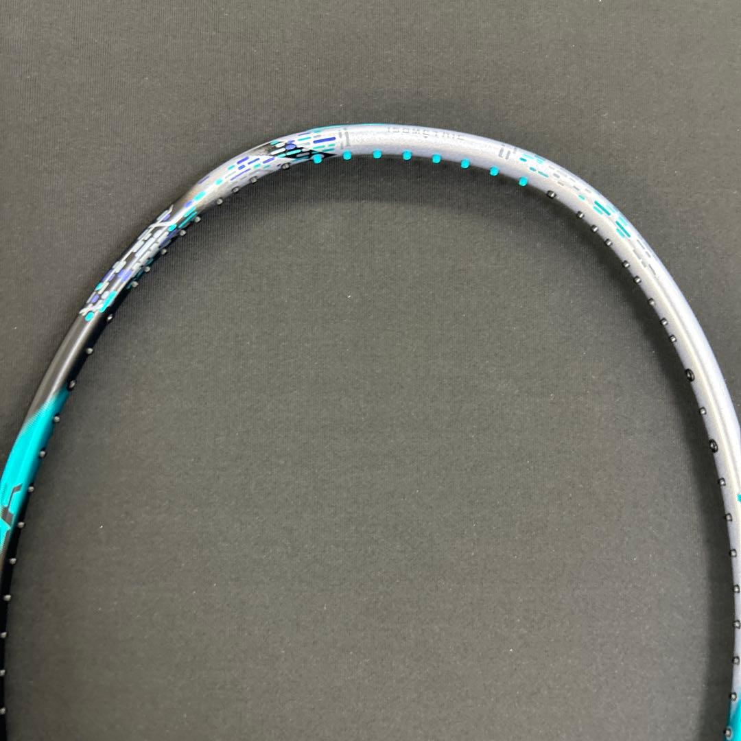 4ug6 アストロクス88Dプロ　新品未使用　ヨネックス　バドミントンラケット