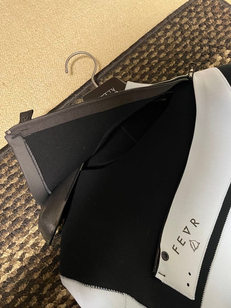 FEVR ウェットスーツ　フルスーツ