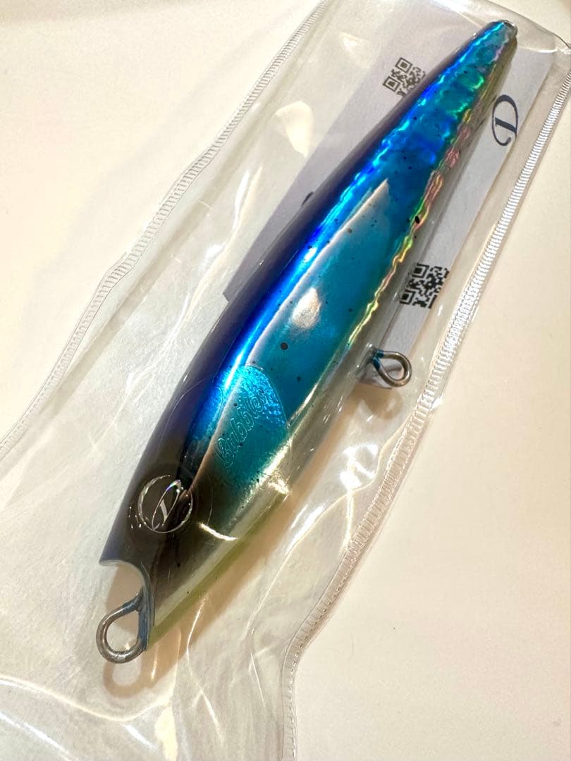 ディークロウ　バブルス215mm/82g　color：ペンペン