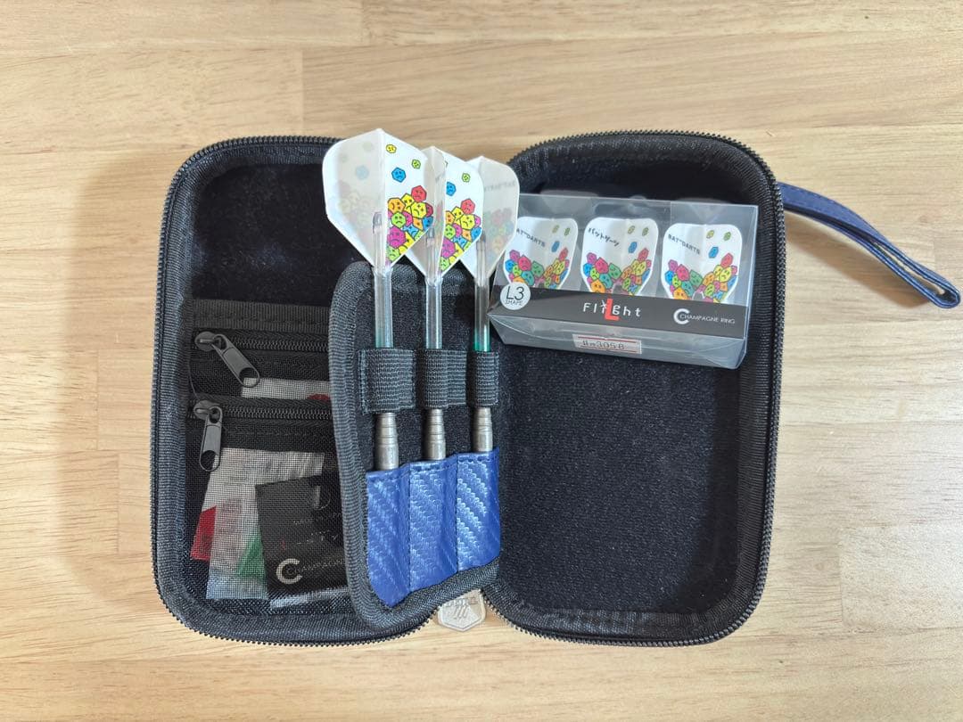 ダーツセット 3本 ネイビーケース付き BAT DARTS