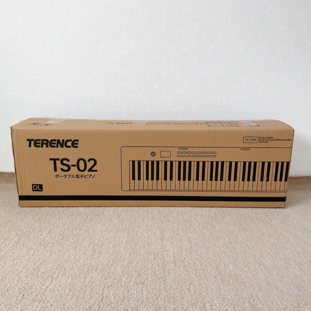 電子ピアノ 61鍵盤 タッチレスポンス キーボード スタンド付き 黒 初心者向け