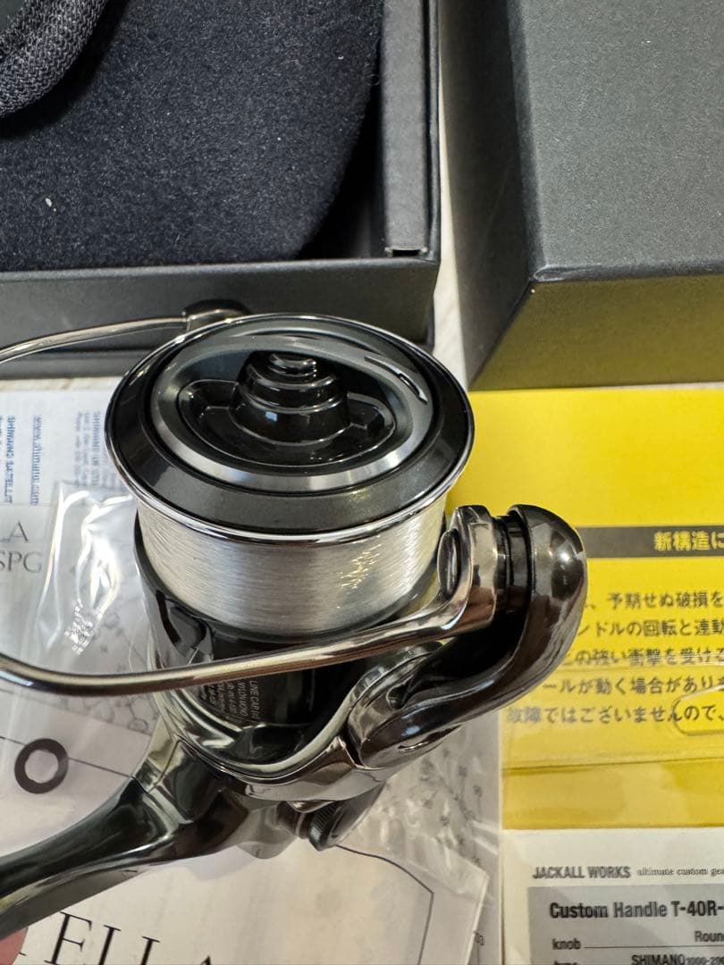 美品 シマノ 22 ステラ C2000S スピニングリール カスタムハンドル付