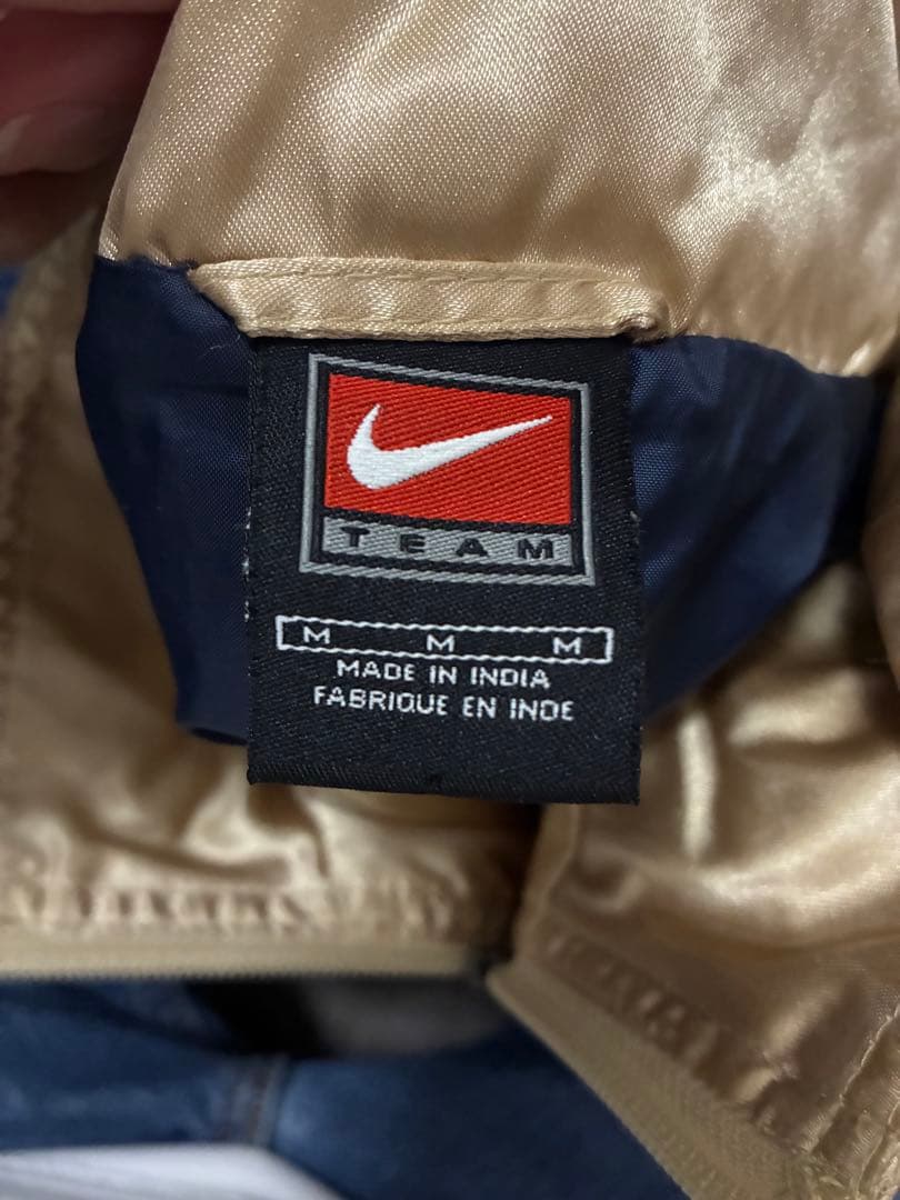 Nike FC Barcelona ウィンドブレーカー Mサイズ