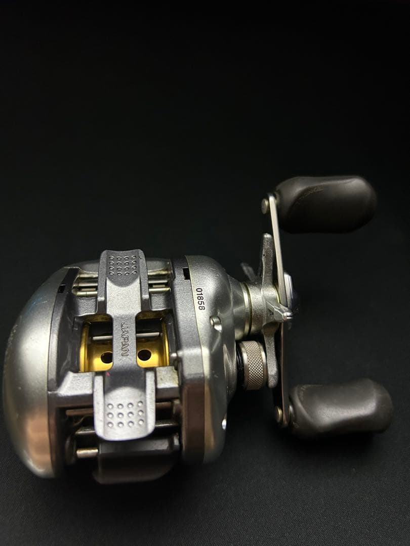 【業界最安値】【破格】Scorpion Mg 1001 Shimano