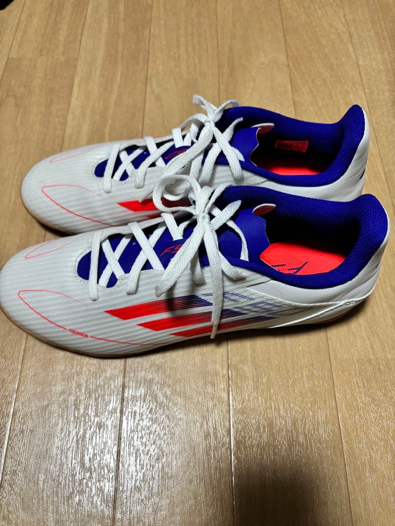 adidasフットサルシューズ 26.5㎝