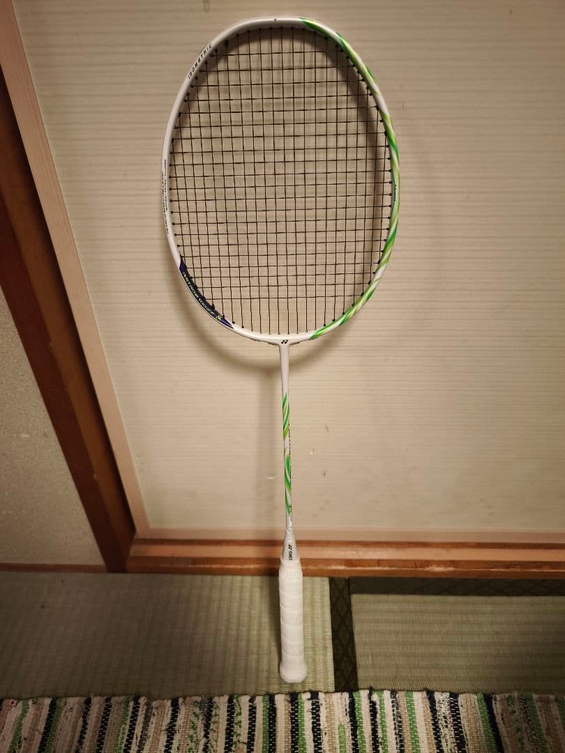 アストロクス100ZZ VA 3UG5 新品同様 ヨネックス 正規量販店購入無傷